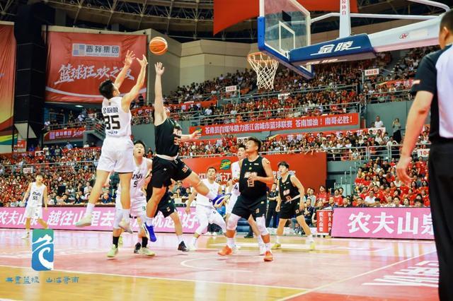 随后又以一, 比分反超 随后又以一, 比分反超